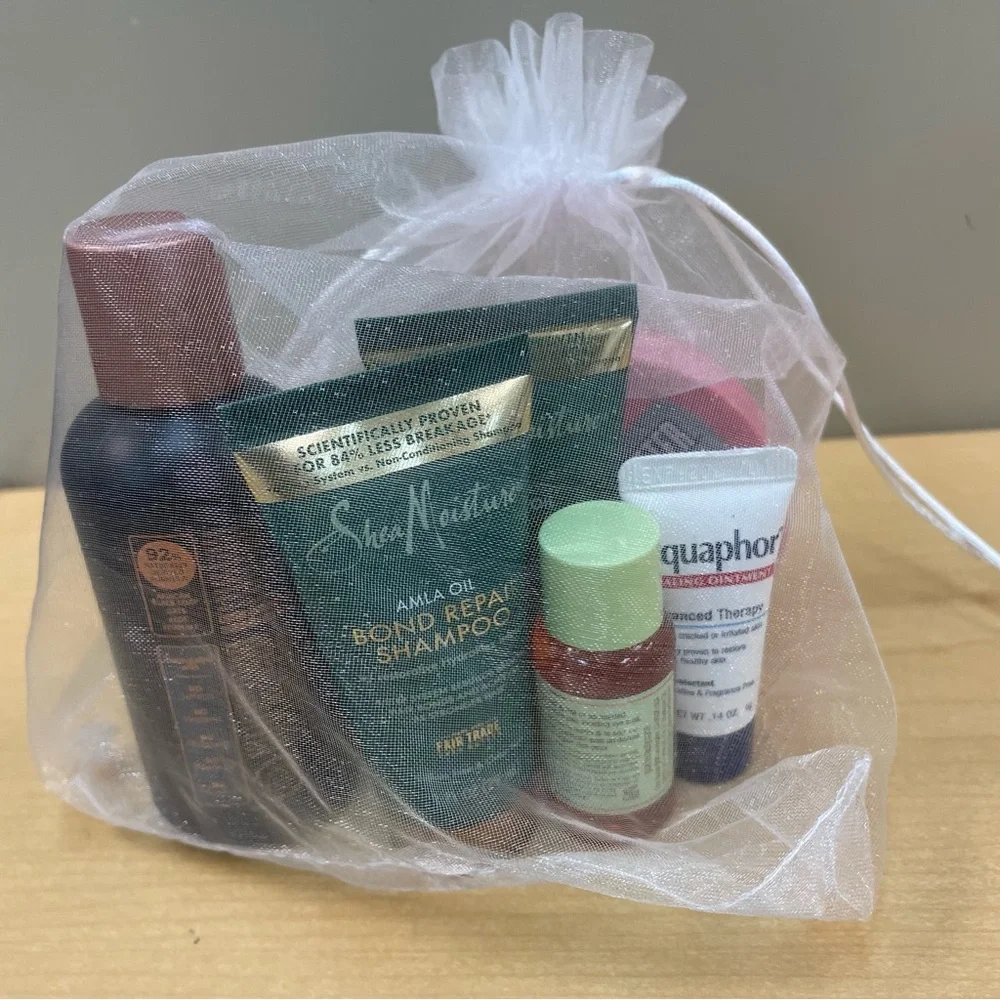 Shea Moisture Hair & Skincare 6-Piece Travel Set Bundle - Picture 2 of 5